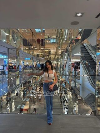 trans girl Suthida 5746399