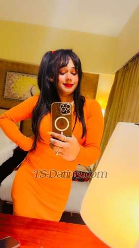 trans girl Suviiroy 0598119