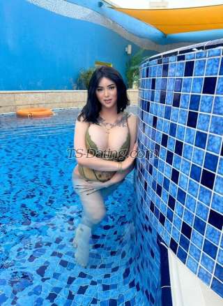 trans girl SweetDanicaX 6024690