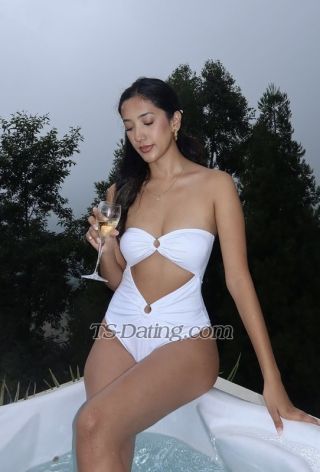 trans girl seductiveash 0110050
