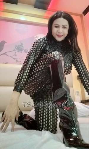 trans girl sexytopmiche 9901770