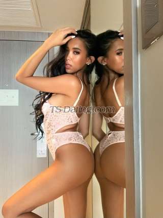 trans girl sofiefox 1437803