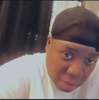 Female from USA - New York