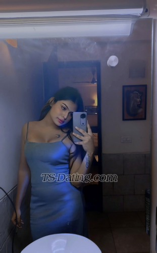 trans girl sultryBongTS 0221721