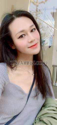 trans girl TSClaudia 0516099