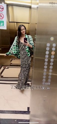 trans girl TSClaudia 0812654