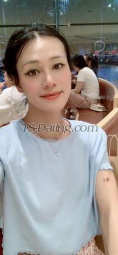 trans girl TSClaudia 1222111