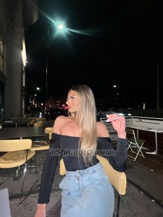 trans girl TSNAOMICALIOP 2221702