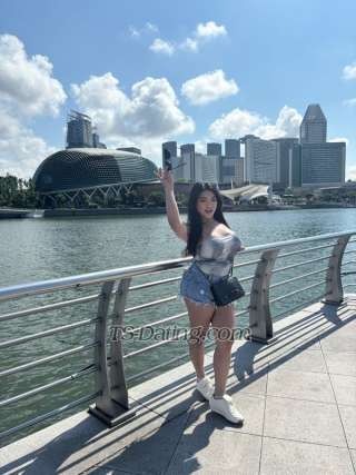 trans girl TSchin 0150914