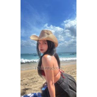 trans girl TShoneybee 4319145