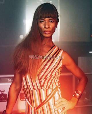 trans girl TVBBSLUT 0405009