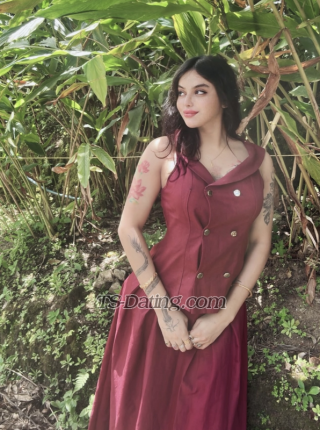 trans girl Taanish 5505662