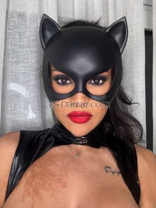 trans girl Tainalouzada 9318334