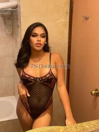 trans girl Tairablossoms 6083254