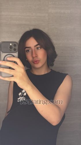 trans girl TajCrown 0592875