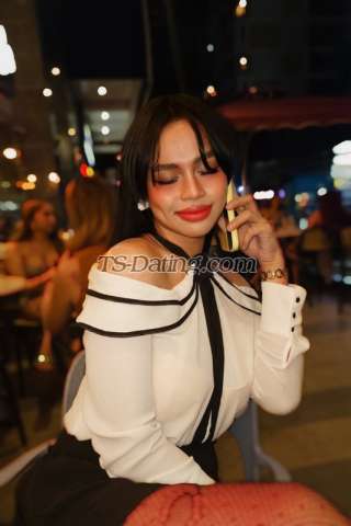 trans girl TastyTiffany 2483323