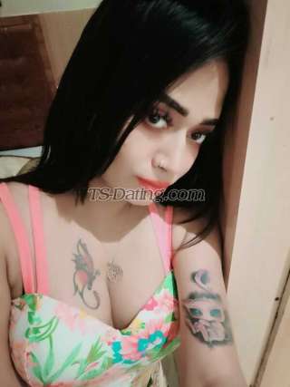 trans girl TgirlLayra 6385390
