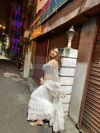 trans girl TgirlLayra 8216143