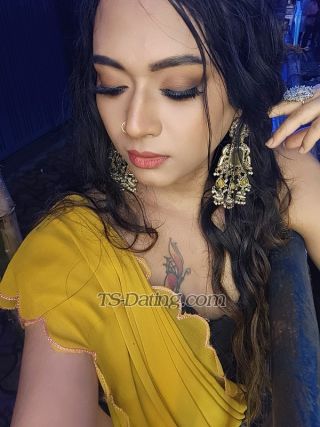 trans girl TgirlLayra 9312699