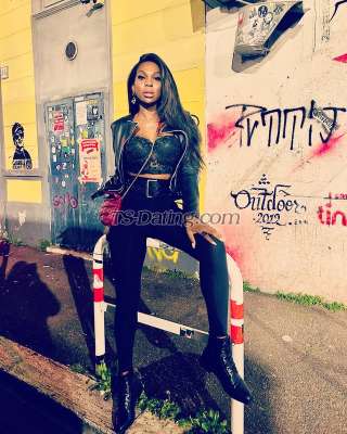 trans girl ThaisGama 5475883