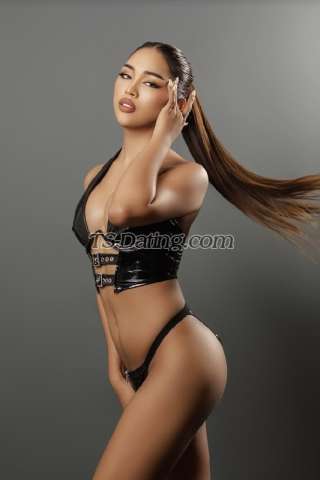 trans girl ThaliaSierra 7944336