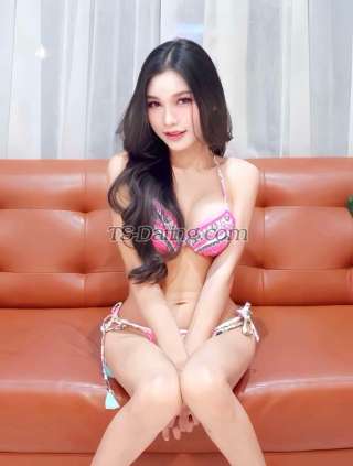 trans girl Thanarin 8837548