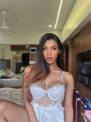 trans girl TheRihana 9127350
