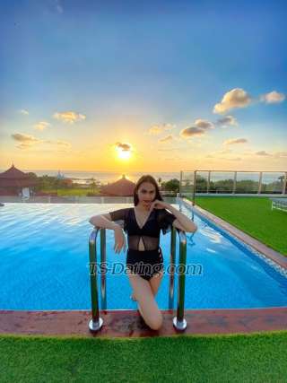 trans girl Theafabyola98 9588943