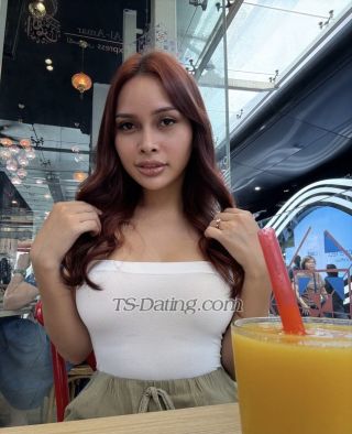 trans girl Thichakron 4129767