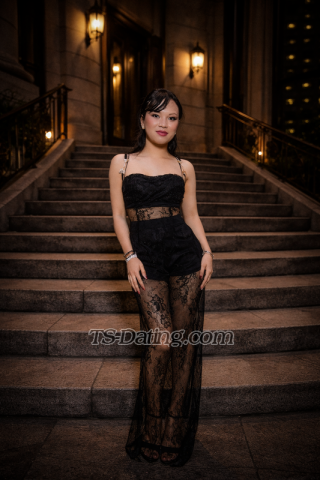 trans girl ThynaLisa 6257111