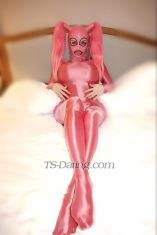 Tisay Causeway Bay Transex Soy una cautivadora mezcla de encanto filipino y encanto australiano: divertida, alegre e irresistiblemente hermosa. Me encanta tomar las riendas y dejar volar mi lado salvaje en la cama, haciendo que cada momento sea memorable. Segura y dominante, disfruto ser la que manda y mantener la energía alta. Puedo mantener conversaciones estimulantes y me encanta conectar a un nivel más profundo. No se aceptan hombres ingenuos: valoro la inteligencia y el ingenio, y solo me conformo con encuentros seguros e higiénicos. La higiene es mi máxima prioridad, asegurándome de que cada experiencia sea emocionante y segura. Si estás listo para disfrutar de una noche de diversión, pasión y placer desenfrenado, estoy aquí para hacerla inolvidable.