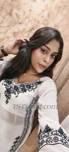 trans girl TopRuhi 8470850