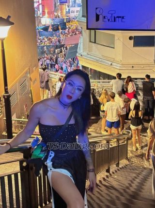 trans girl TrinityKKK 2019281