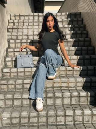 trans girl Trixiemari 9709443