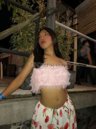 trans girl Trixiemari 9709555