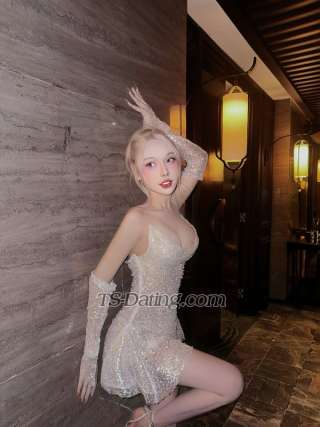 trans girl Trucmeo2010 0717806