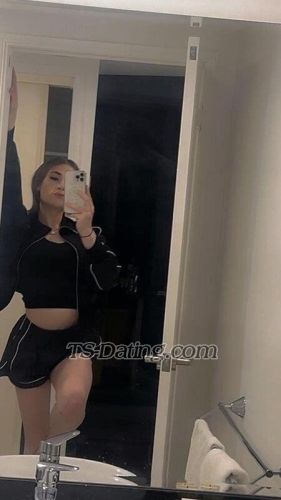 trans girl TsAenzerxoA 7640293