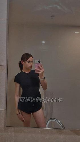 trans girl TsAenzerxoA 7640322