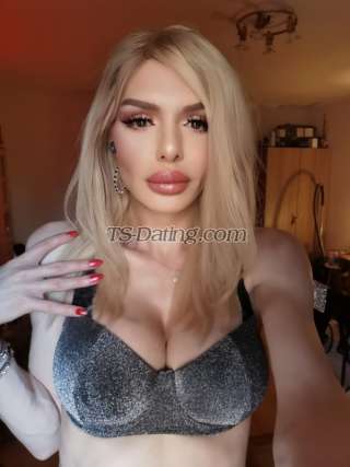 trans girl TsChristina 2062421