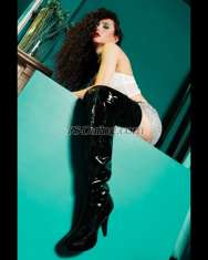 Ts Giovanna Basel Transex Hallo zusammen, ich bin Giovanna. Wenn Sie auf der Suche nach einer einzigartigen und unvergesslichen Begegnung sind, sind Sie hier genau richtig. Ich bin hier, um Momente der Komplizenschaft, Eleganz und Leichtigkeit mit Ihnen zu teilen. Ich schätze gute Gespräche, Qualitätsweine und aufrichtigen Austausch und biete Ihnen ein raffiniertes Erlebnis voller Intellekt und Vergnügen. Lassen Sie uns gemeinsam unvergessliche Erinnerungen schaffen. Ich freue mich darauf, Sie kennenzulernen, Giovanna