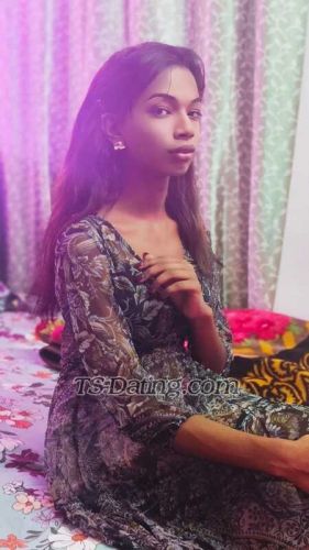 trans girl TsSunvi 0483595