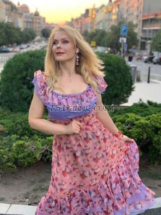 trans girl Tsbeautyful 9765796