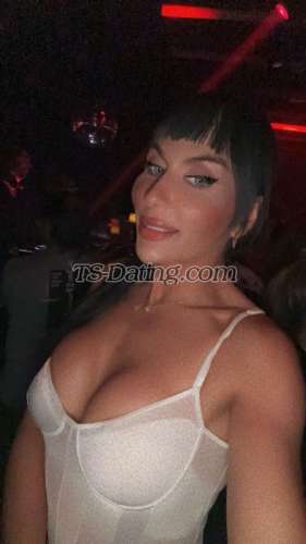 trans girl Tsjousy95 8899576