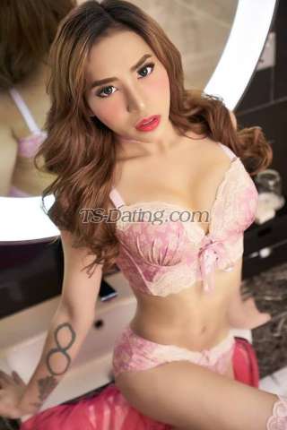 trans girl TskhimyVersa 2989194