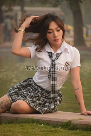 trans girl TskhimyVersa 4447974