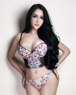 trans girl Tsmaudy 0275948