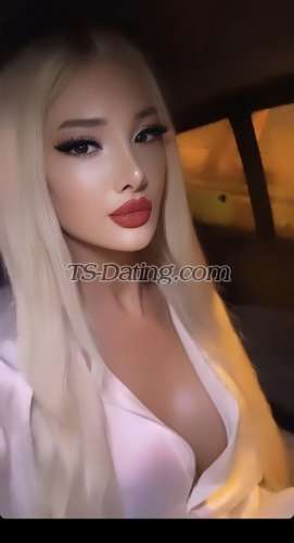 trans girl Tsnaz 4769770