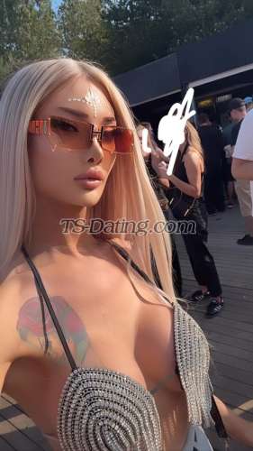 trans girl Tsnaz 7475038