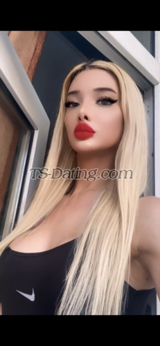 trans girl Tsnaz 9709327