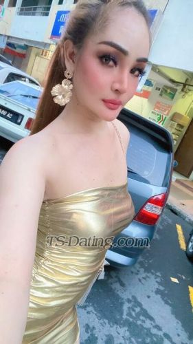 trans girl Tsniacarry69 8415077